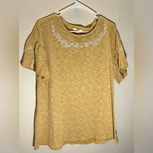 Easel Embroidered Floral Top Mustard Yellow Size Medium Short Sleeve Basics